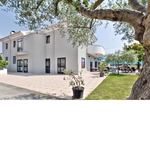 Apartments El Faro