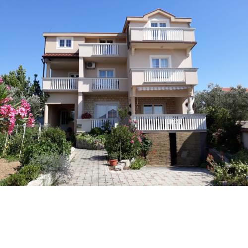 Apartments Filipovic