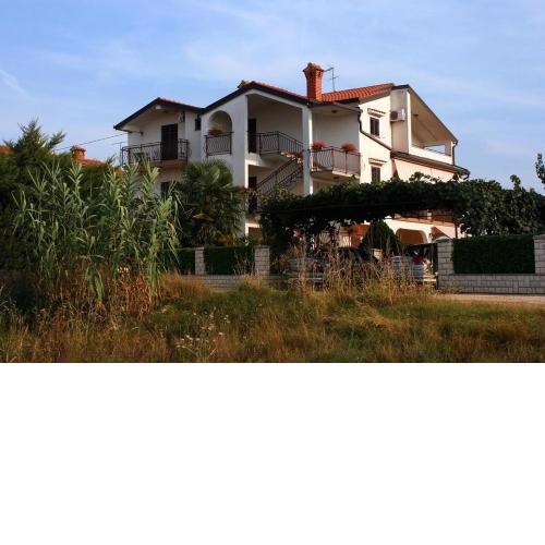 Apartments for families with children Finida, Umag - 7019