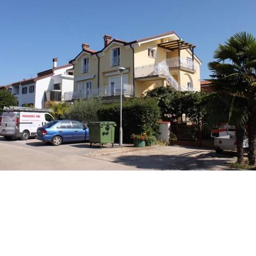 Apartments for families with children Umag - 2523