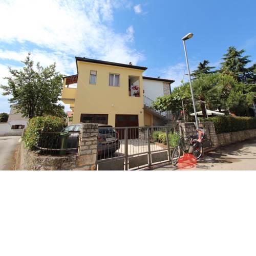 Apartments Godena