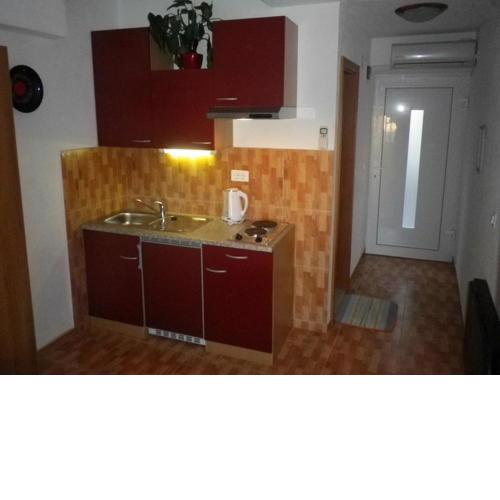 Apartments Igrane