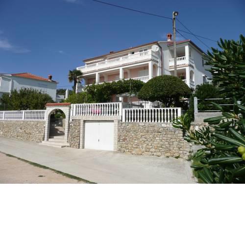 Apartments in Banjol/Insel Rab 17549
