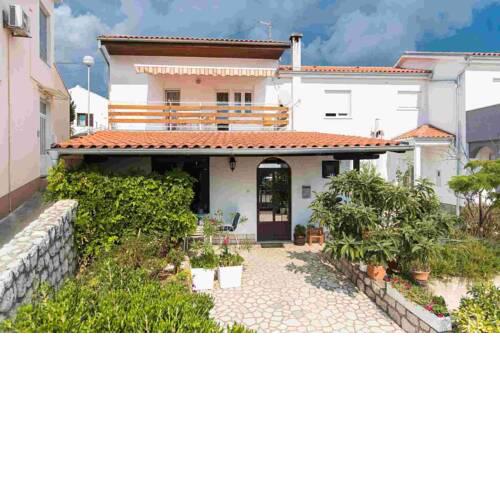 Apartments in Crikvenica 39070