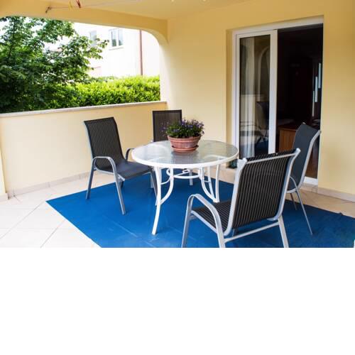 Apartments in Njivice/Insel Krk 39735