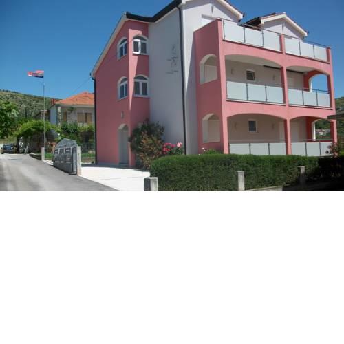 Apartments in Trogir 7436