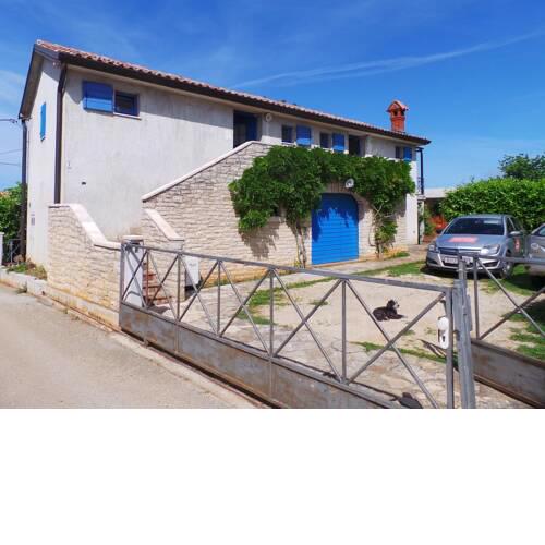 Apartments in Zambratija/Istrien 33566