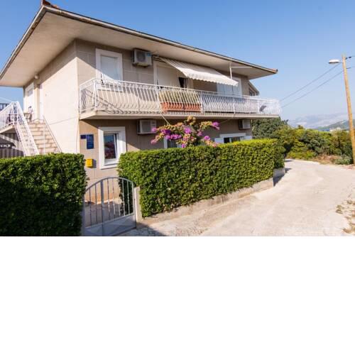 Apartments Ivica