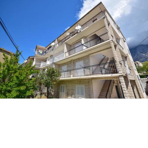 Apartments Ivica