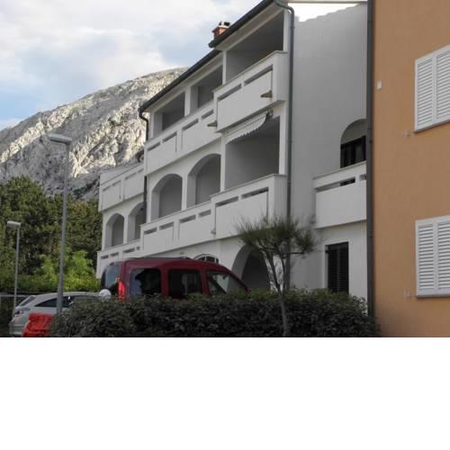 Apartments IVO in Zarok - quiet location (862)