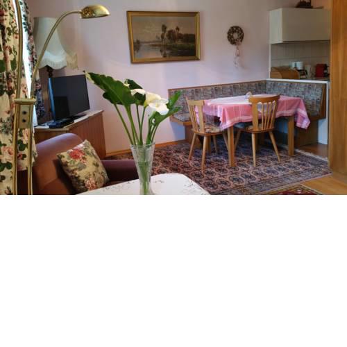 Apartments Kert