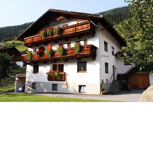 Apartments Kirchebnerhof