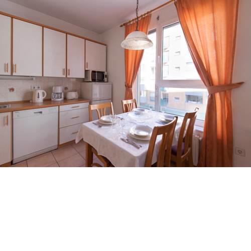Apartments Kotnikova Tour As