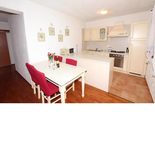 Apartments Leo