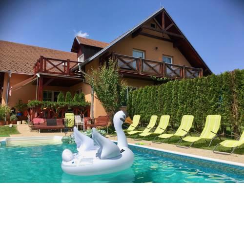 Apartments Lipno Serafin