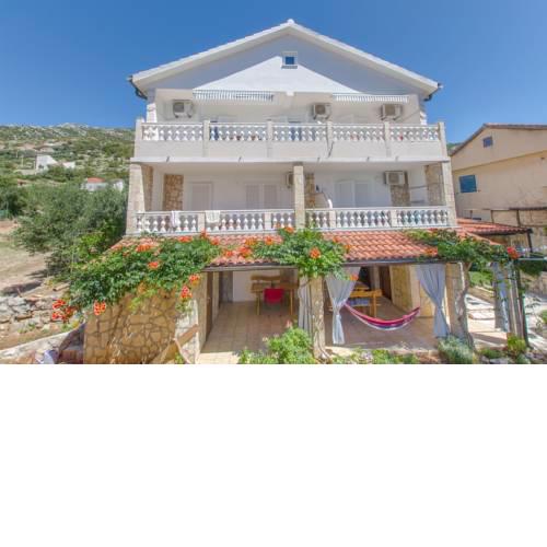 Apartments Ljiljana