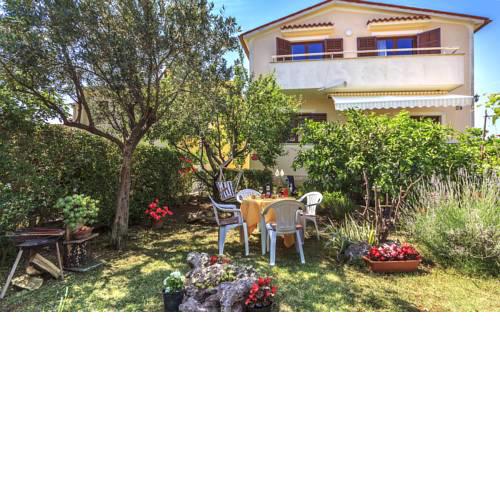 Apartments Lorencin Milka