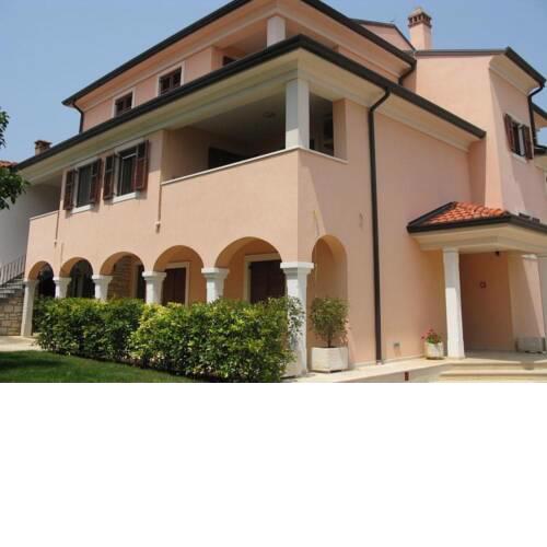 Apartments Lori
