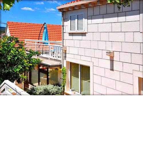 Apartments Lozica Lumbarda - CIN10100d-SYA