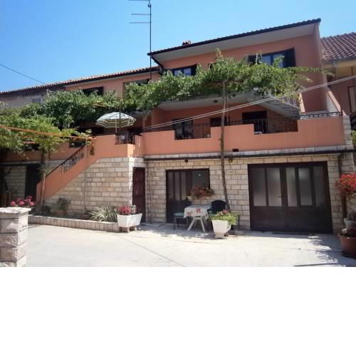 Apartments Luce