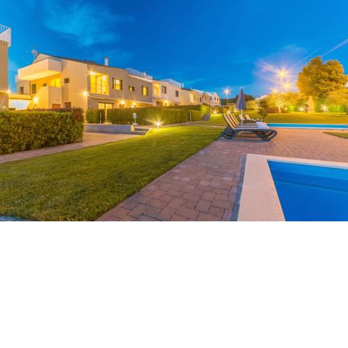Apartments Maj