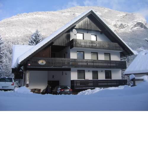 Apartments Maja