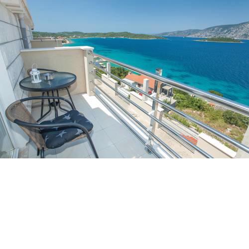 Apartments Mare