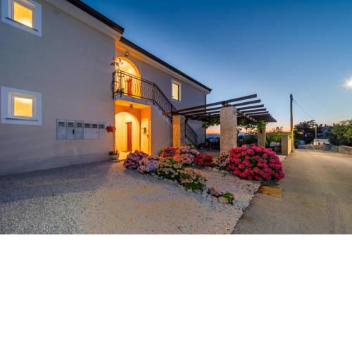 Apartments Marijana Devčić Brzac