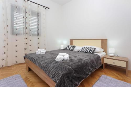 Apartments Marinero
