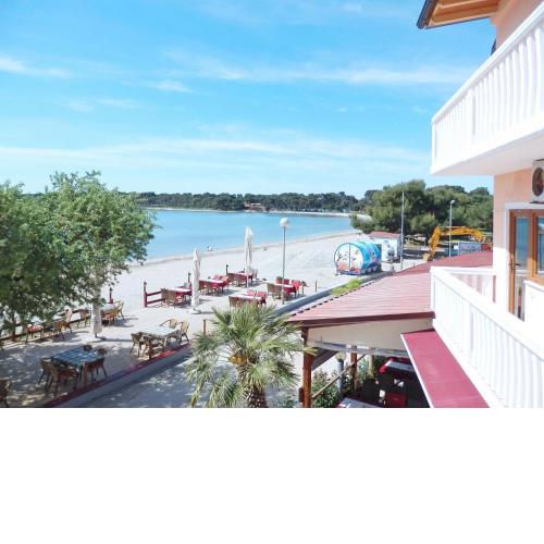 Apartments Mark - 10m from sea