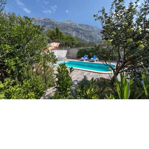 Apartments Mila Makarska