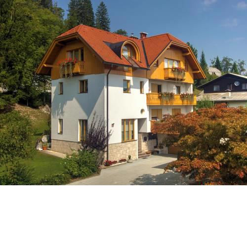 Apartments Mira