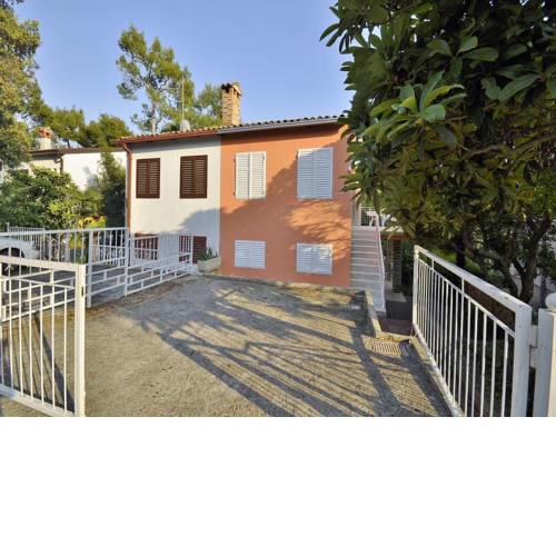 Apartments Miro 636
