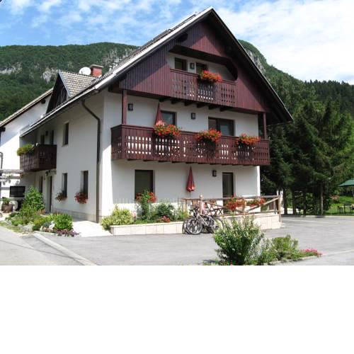 Apartments Na Vasi