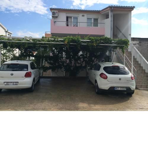 Apartments Nives