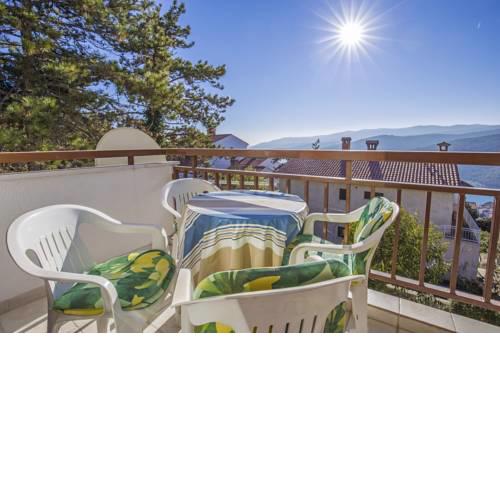Apartments Pino Rabac
