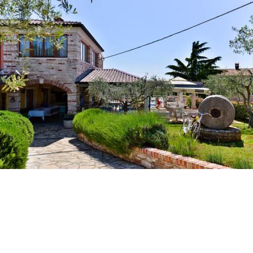 Apartments & Rooms Mani a Casa