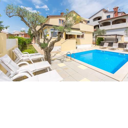 Apartments Sani