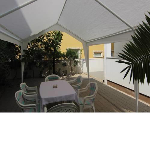 Apartments Sea Breeze
