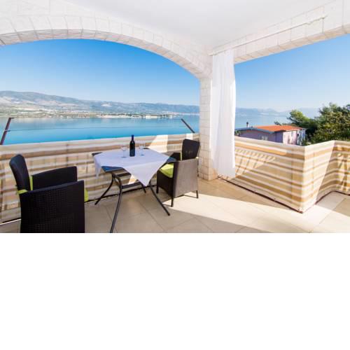 Apartments Slanada