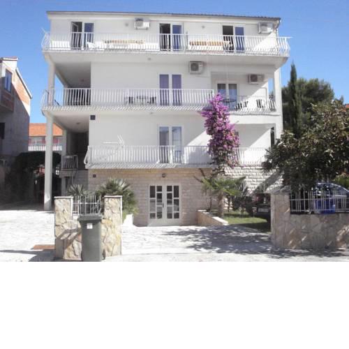 Apartments Slavica