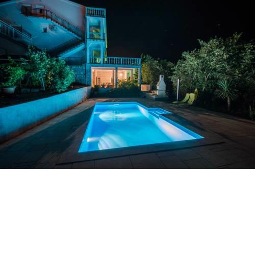 Apartments Slavica