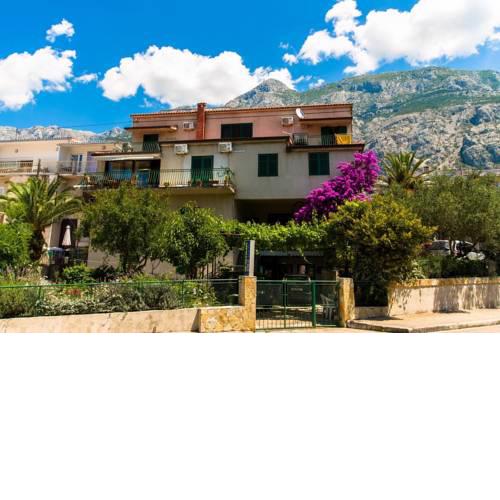 Apartments Srzi