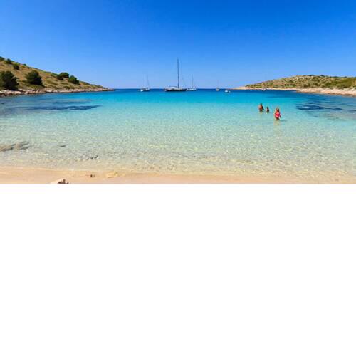 Apartments & Stone cottage - inside the National park Kornati