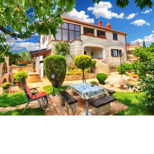 Apartments Veli Maj 1097