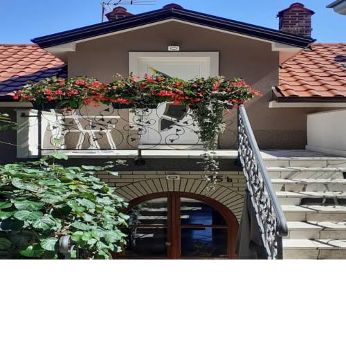 Apartments Viktoria with terrace with sea view