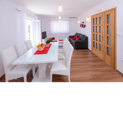 Apartments Violeta 1
