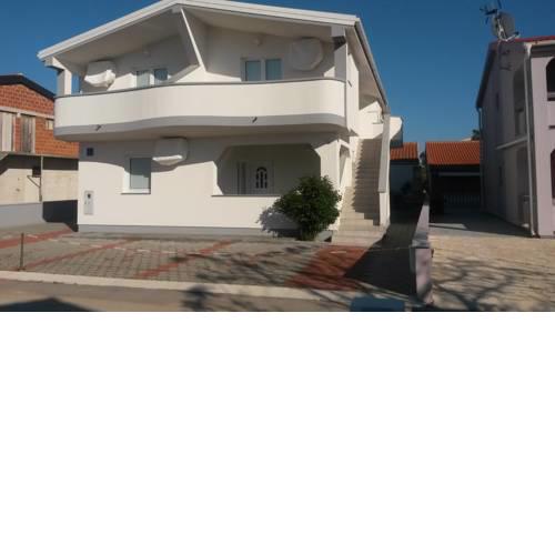 Apartments Vrtnica Kozjak