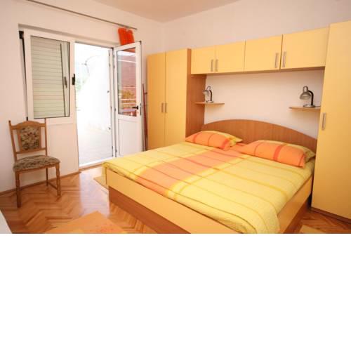 Apartments with a parking space Jelsa, Hvar - 2059
