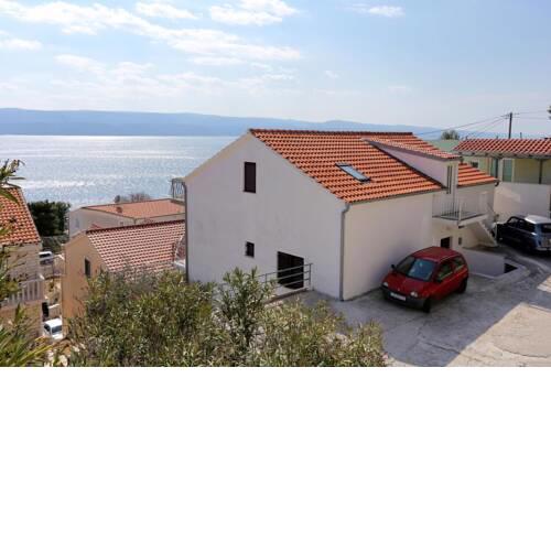 Apartments with a parking space Lokva Rogoznica, Omis - 10358